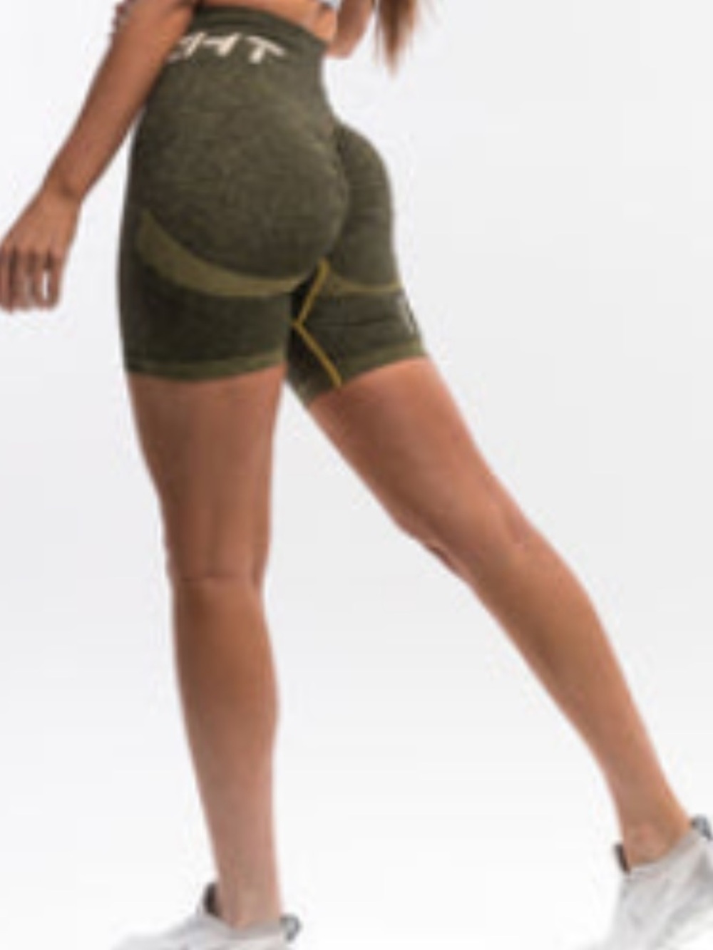NWOT ECHT Arise Scrunch Butt
Seamless Bike Shorts Snapdragon Green - Size L